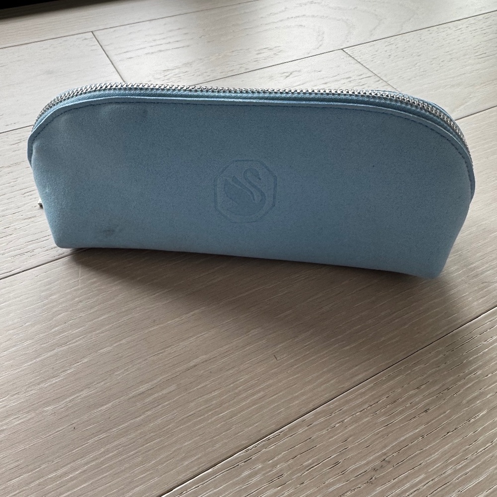 Swarovski Light Blue Zippered Pouch – Elegant Crystal Detail Travel Bag